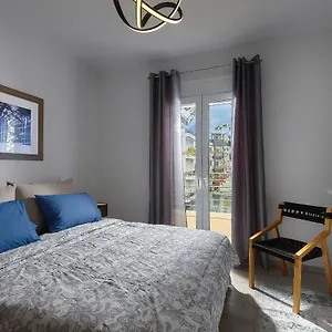 https://domenico-home.rethymnohotels.net